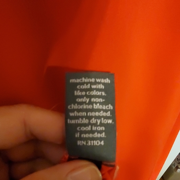 NEW The Limited collection- Women's dress shirt 1X - Picture 7 of 7